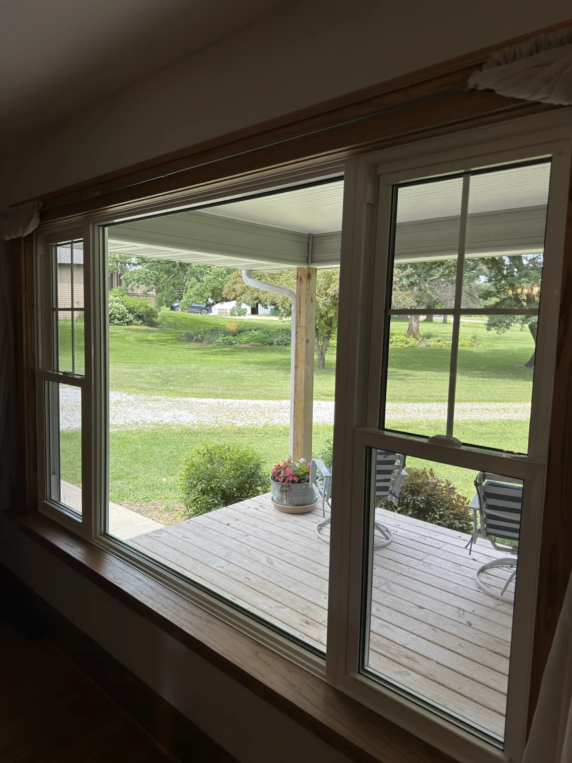 Clean interior windows with bright outdoor view